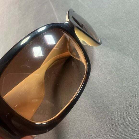 Coach Tortoise LEXI Sunglasses, W/Case Authentic Vintage excellent condition main image 8